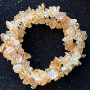 Bracelet Citrine Chips Woven on Elastic Cord